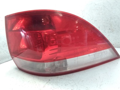 3282 RUECKLEUCHTE R