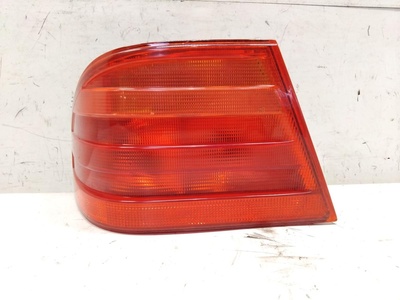 3281 RUECKLEUCHTE L LIMO