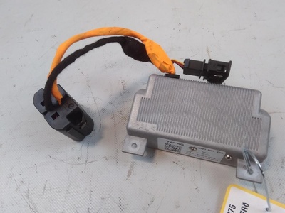 29900 SPANNUNGSWANDLER+STECKDOSE 220V