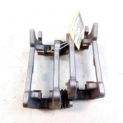 9161 BREMSSATTELTRAEGER H SATZ