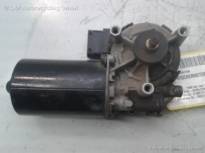 WISCHERMOTOR VORN