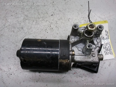 WISCHERMOTOR VORN