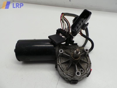 WISCHERMOTOR VORN