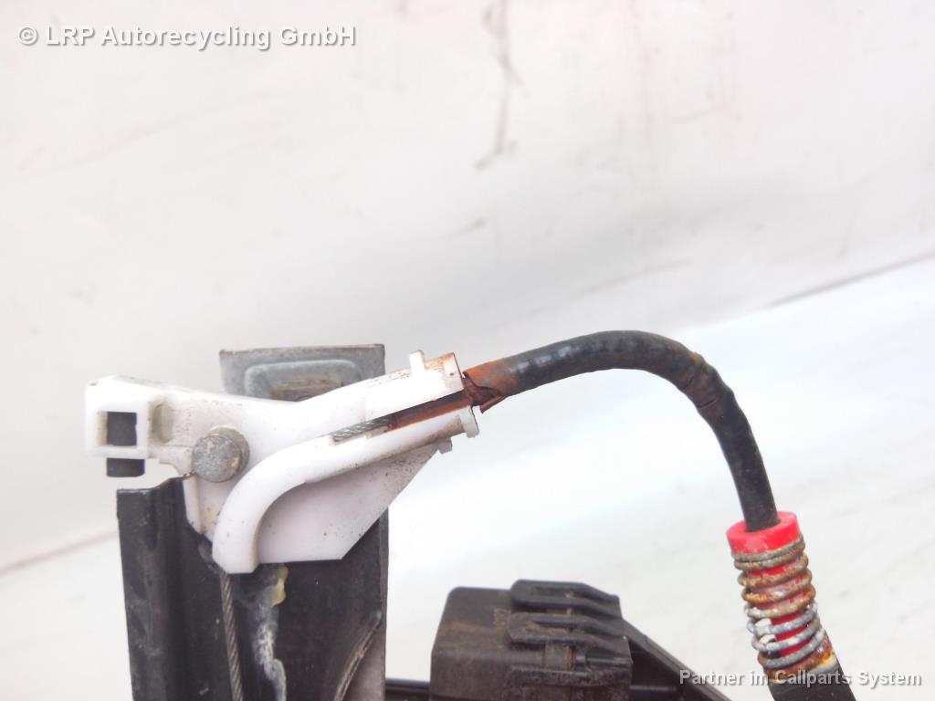 1003802071006_20150819104905.jpg